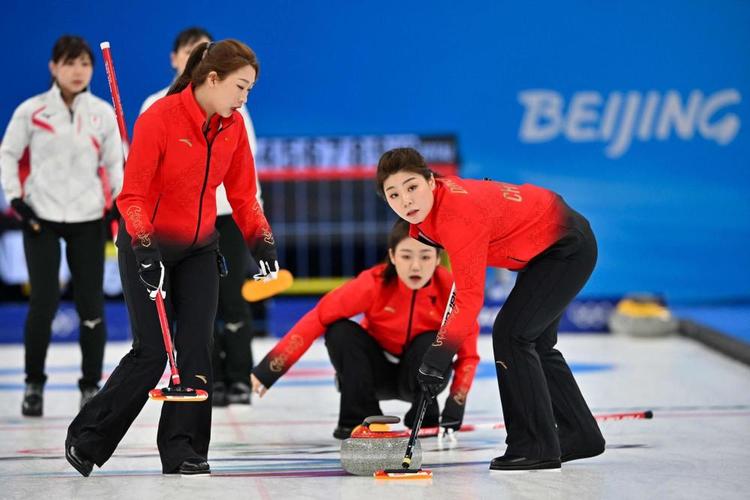 冰壶女子日本vs中国男子