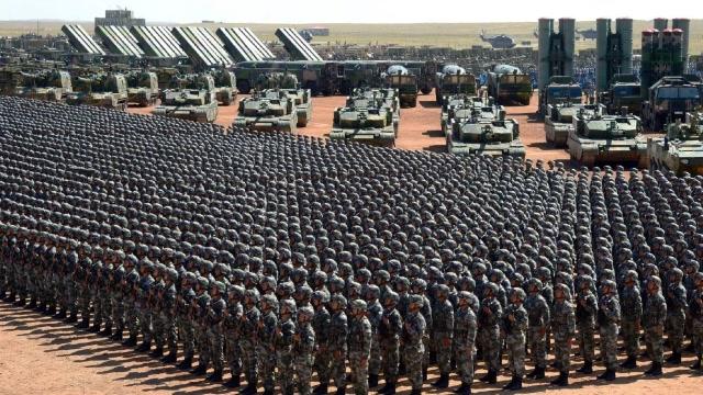 中国现代军队vs日本现代军队的相关图片