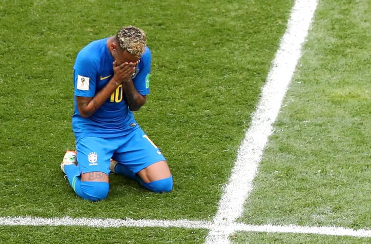 内马尔欧洲杯哭的相关图片